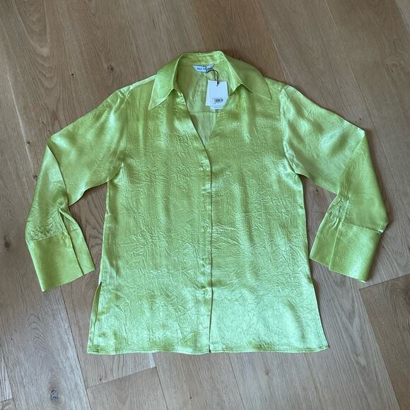 The Daze Dayz limona Shiny Blouse in Lemon Yellow - Picture 1 of 11